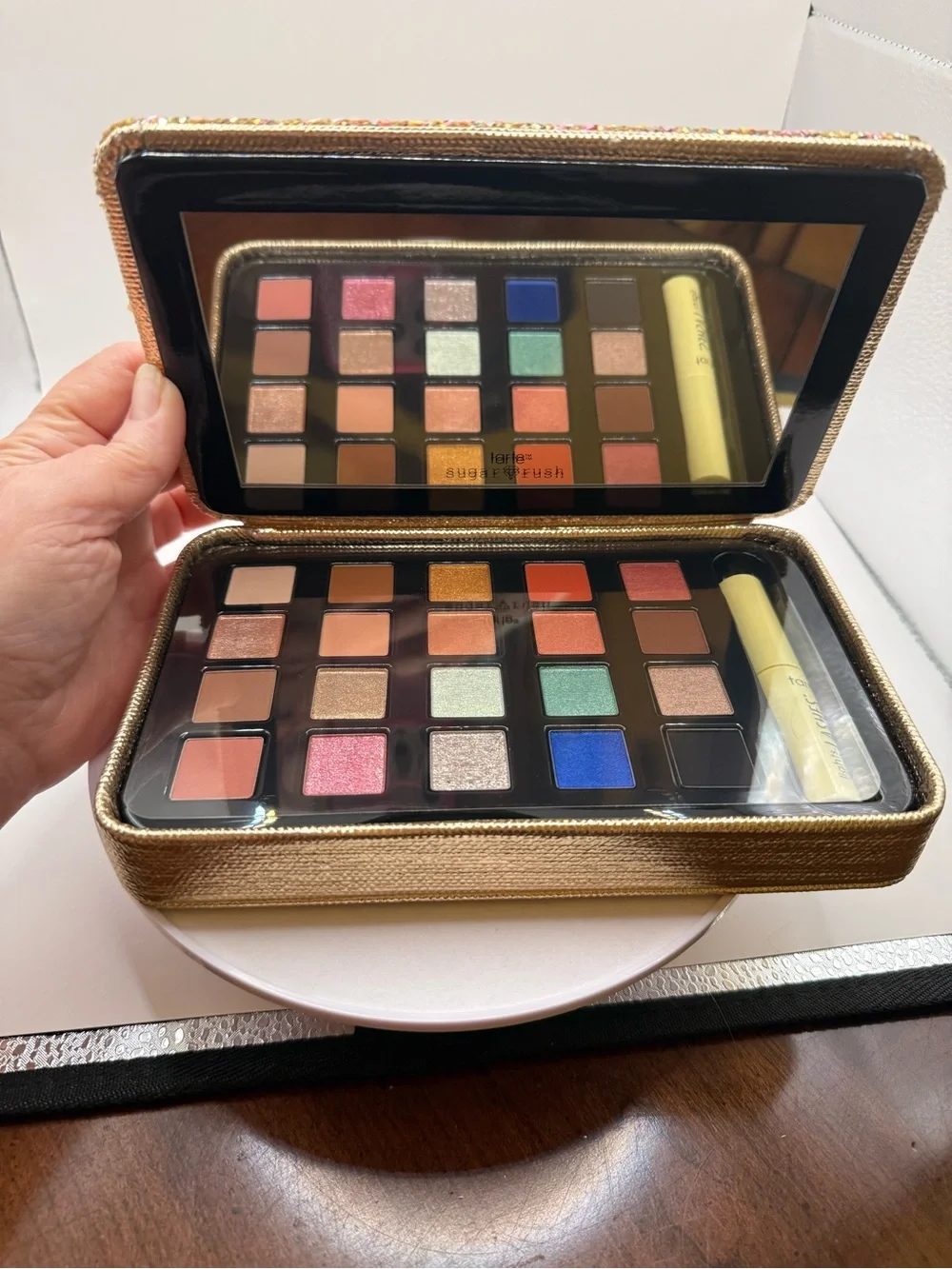 Eyeshadow Palette - Multi-Color Sparkle & Matte Set By Tarte - Picture 1 of 4